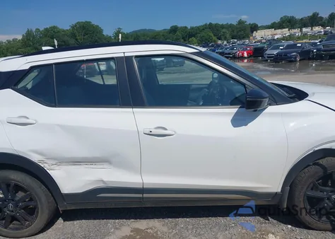 2023 Nissan Kicks Sr Xtronic Cvt from USA, damaged, VIN 3N1CP5DV1PL503676